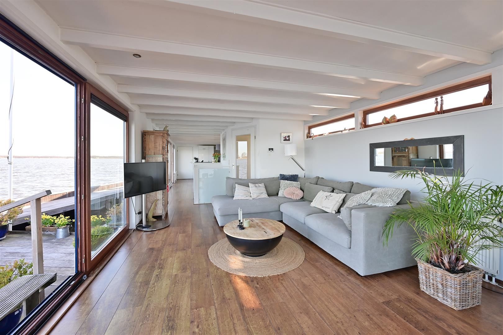 Foto 6 van Nieuw-Loosdrechtsedijk 270-AWS09