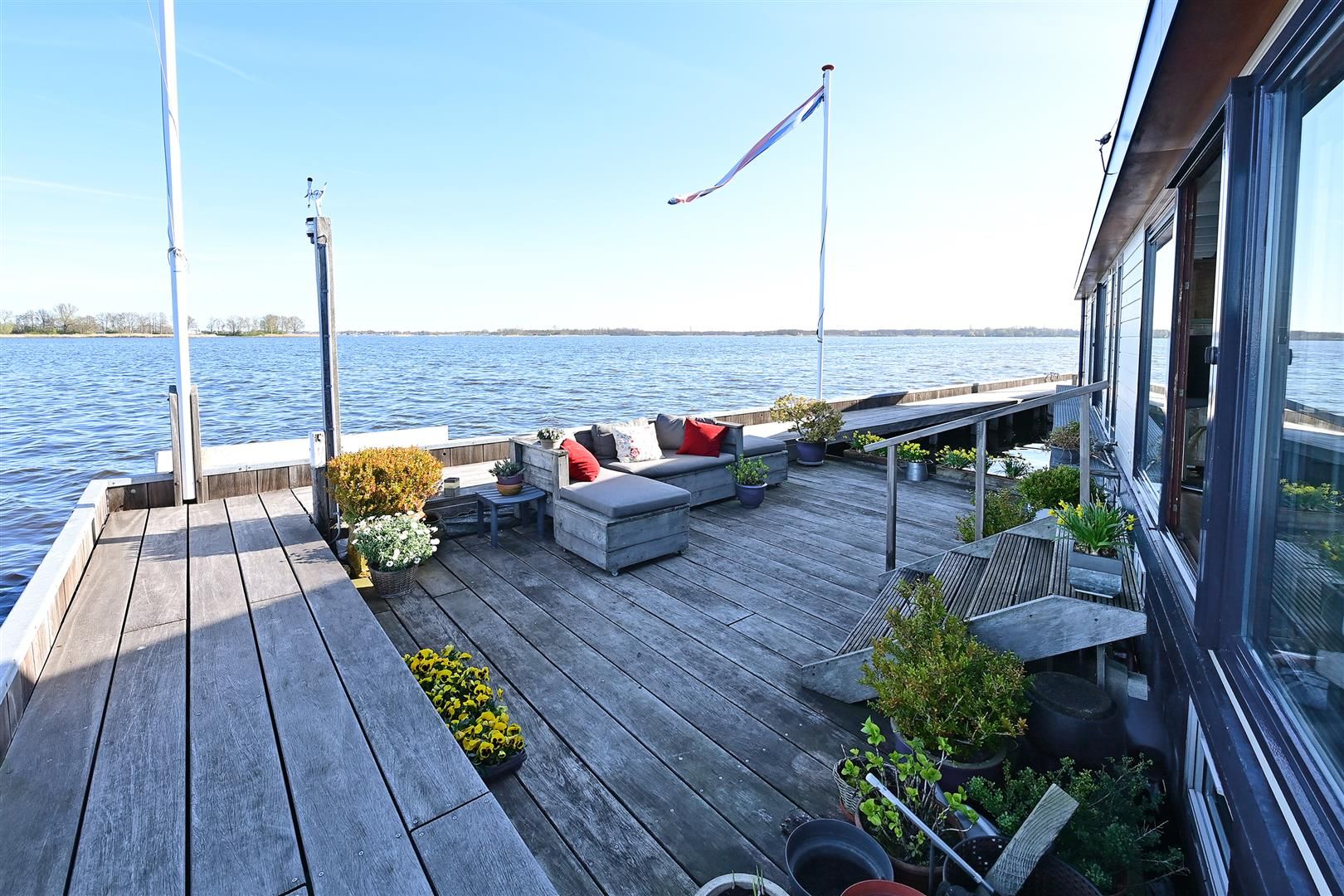 Foto 18 van Nieuw-Loosdrechtsedijk 270-AWS09