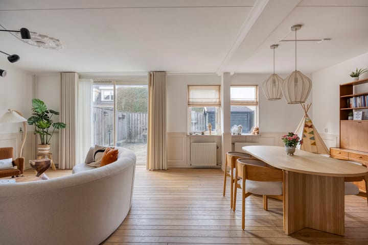 Photo 2 of Azaleastraat 4