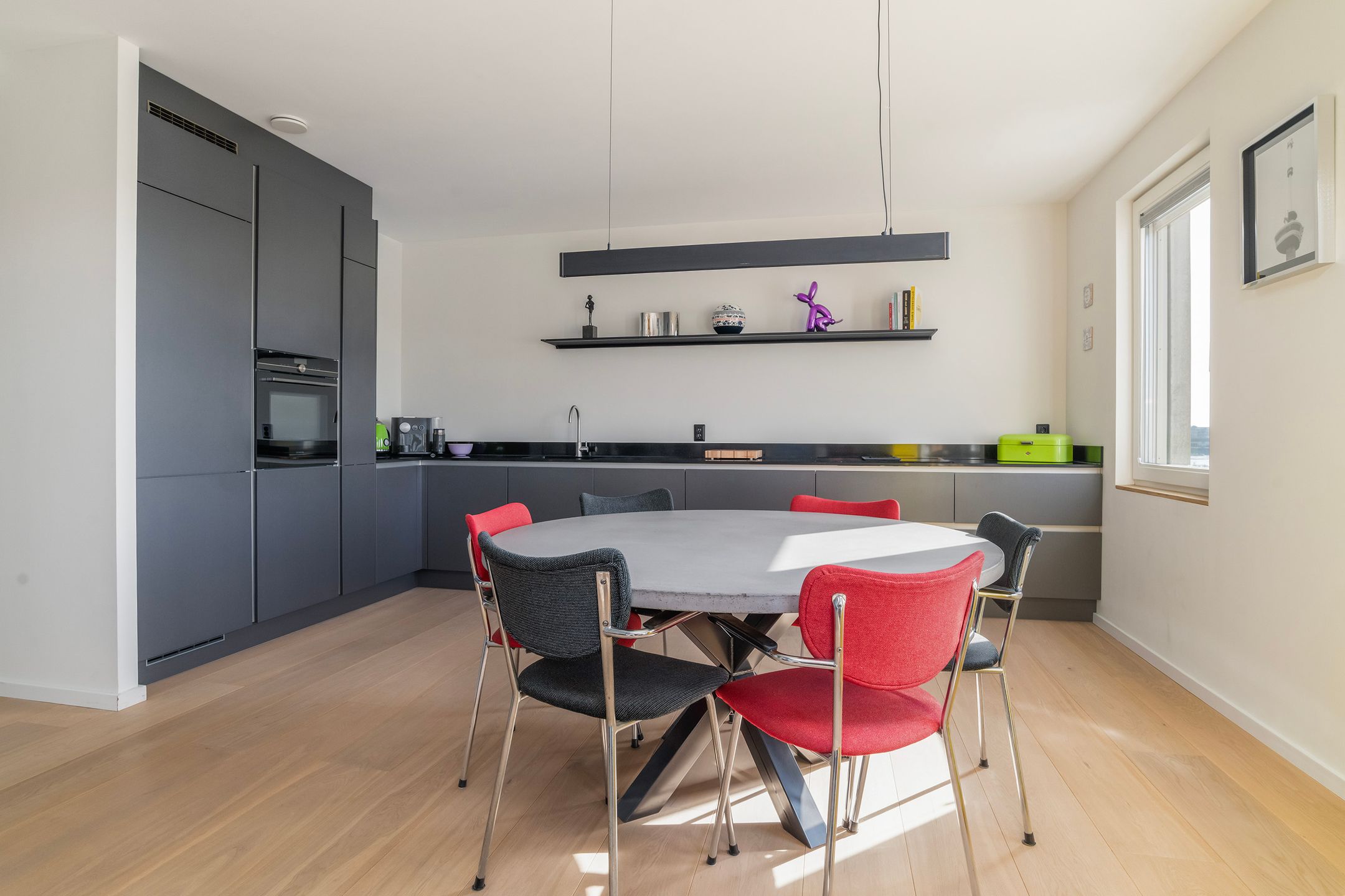 Foto 3 van Maashaven N.z. 561