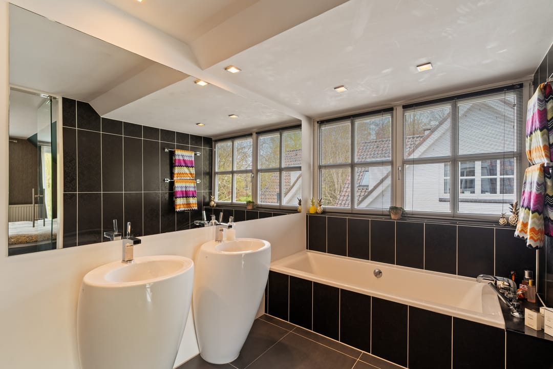 Foto 37 van Poelweg 16