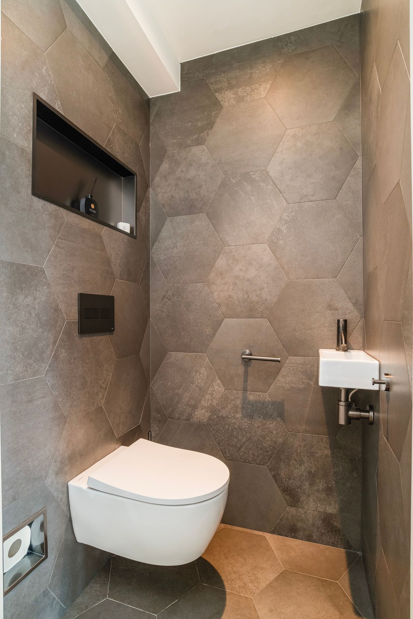 Foto 20 van Maashaven N.z. 561