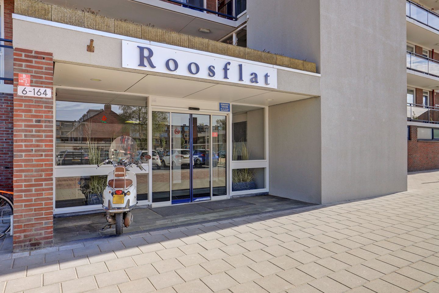 Foto 5 van Roosstraat 82