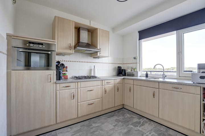 Foto 2 van Roosstraat 82