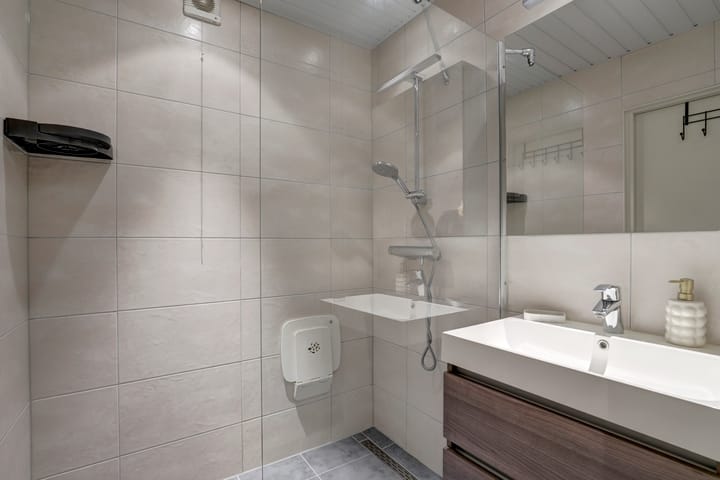 Foto 3 van Roosstraat 82