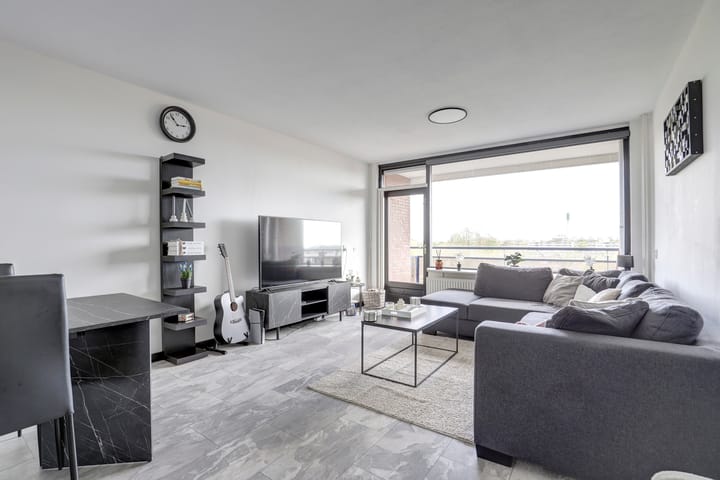 Foto 4 van Roosstraat 82