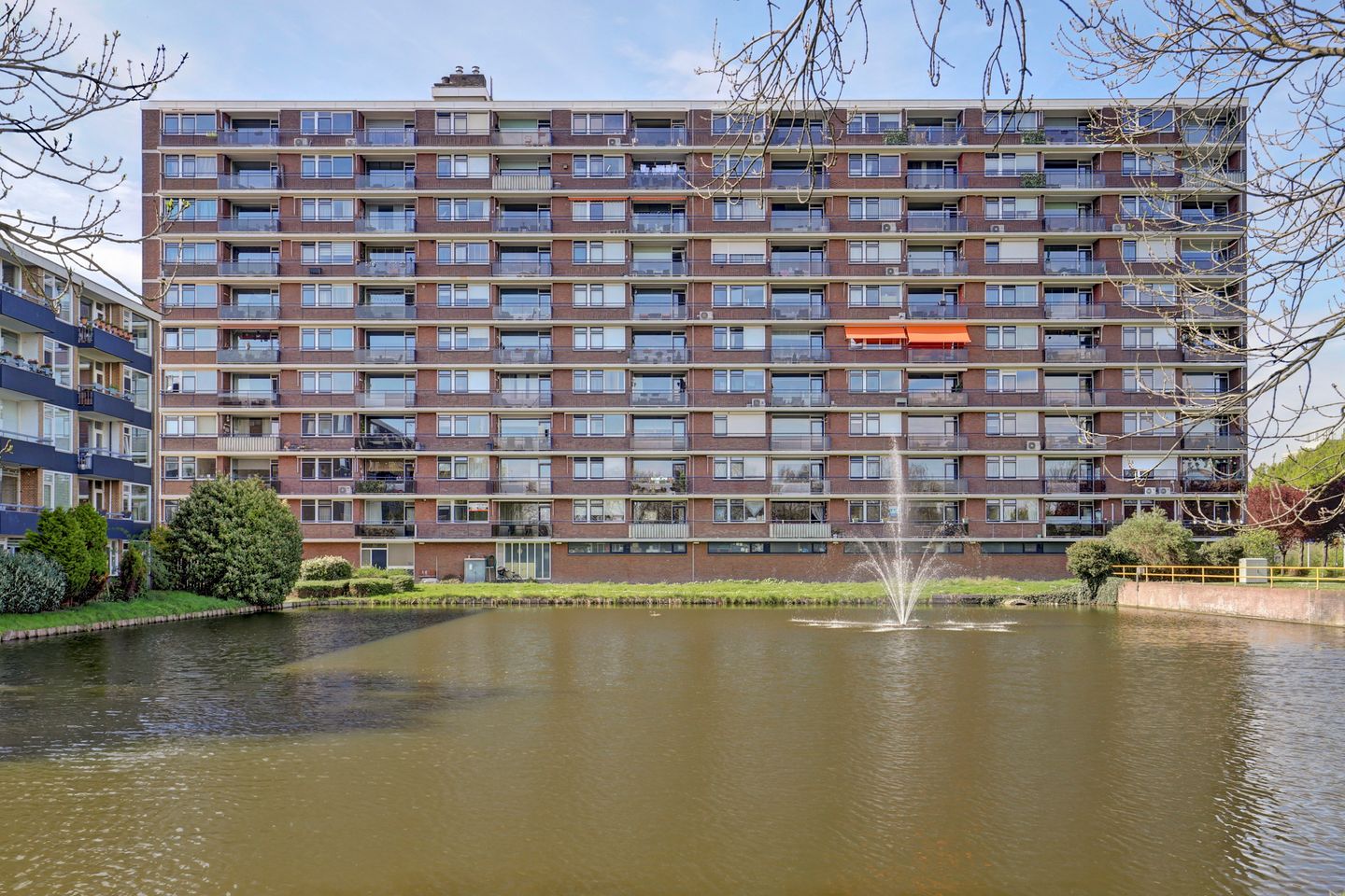 Foto 40 van Roosstraat 82