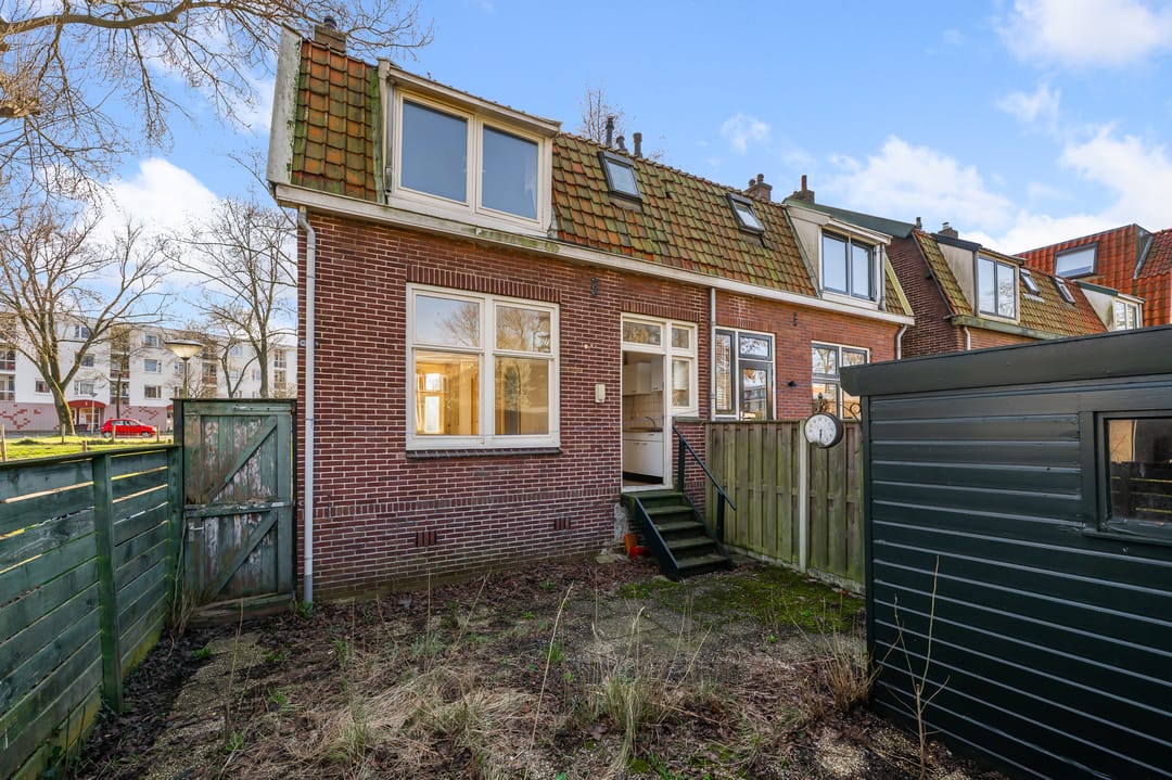 Photo 13 of Smaal 13