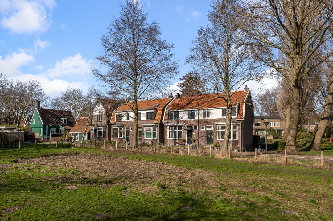 Photo 31 of Smaal 13