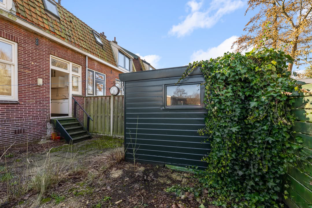 Photo 16 of Smaal 13