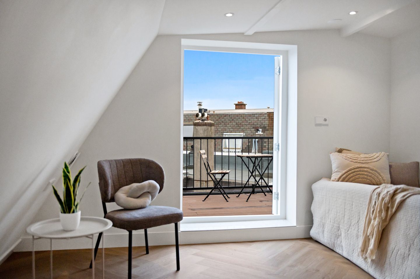 Foto 74 van 2e Sweelinckstraat 83