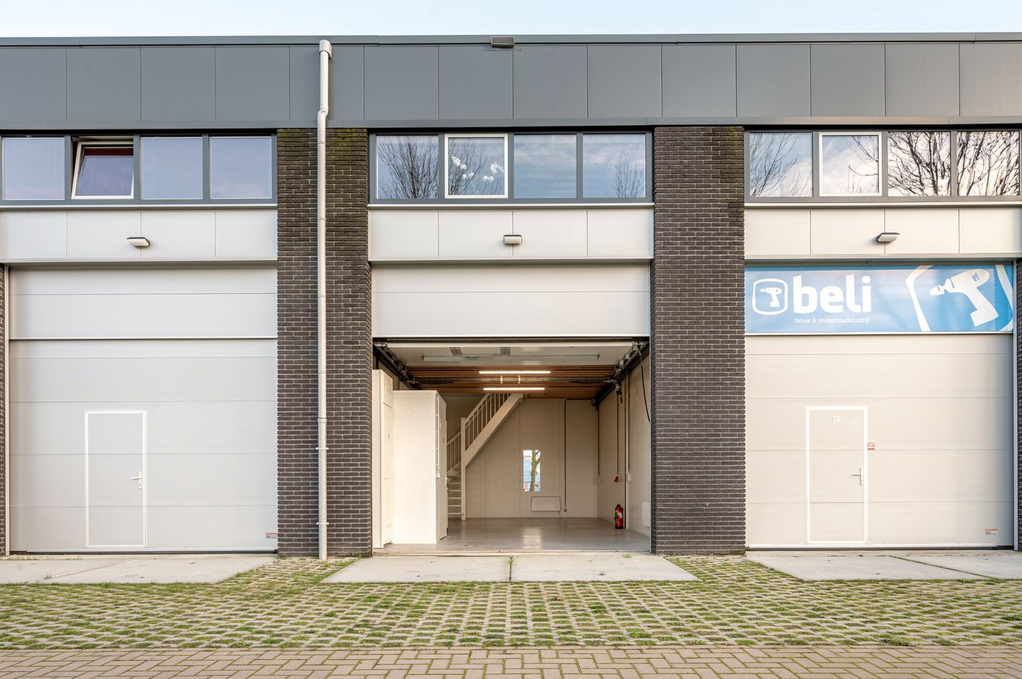 View photo 2 of Zeilweg 32-U5