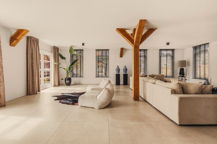 Photo 4 of Noordeinde 125