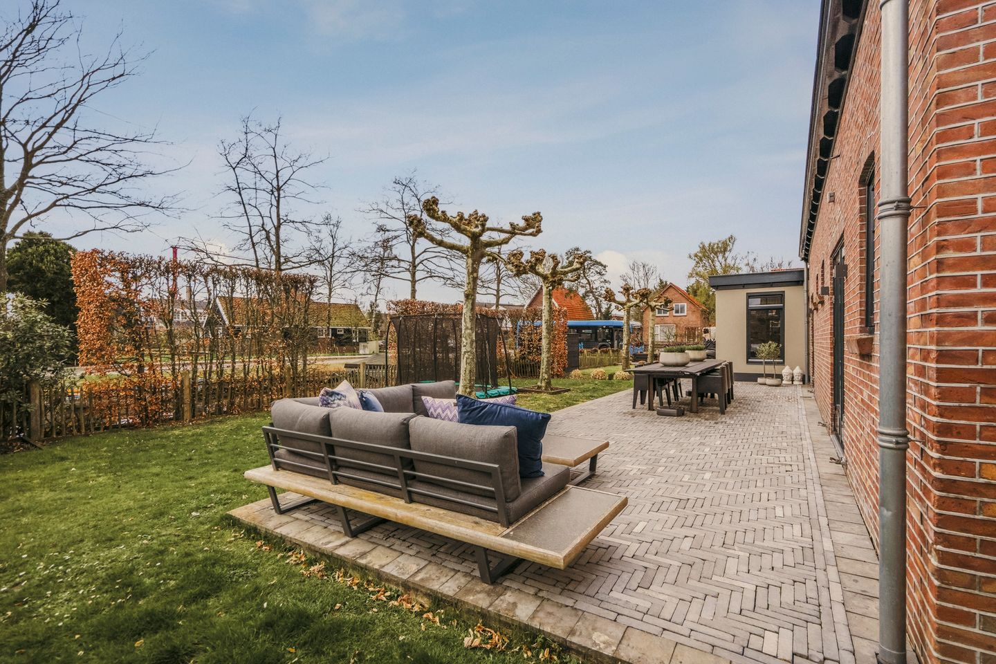 Monumental Waterfront Warehouse Residence in Landsmeer — 65