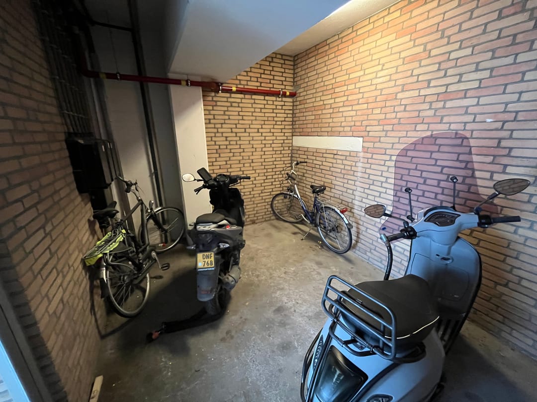 Elevator apartment near Geleen center with southwest-facing balcony — 13