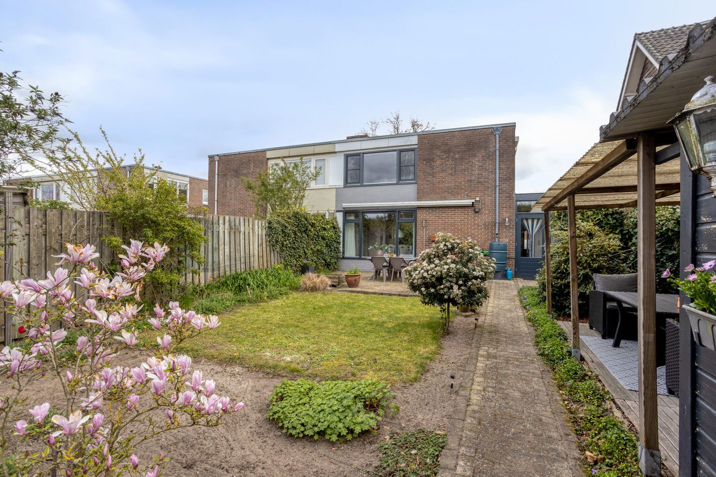 Foto 25 van Emmastraat 12