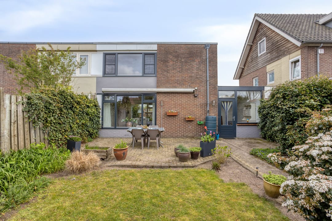 Foto 26 van Emmastraat 12