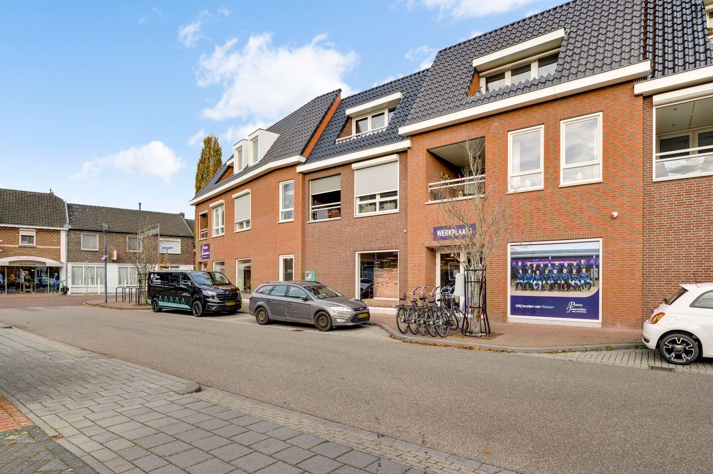 View photo 3 of Stationsstraat 15