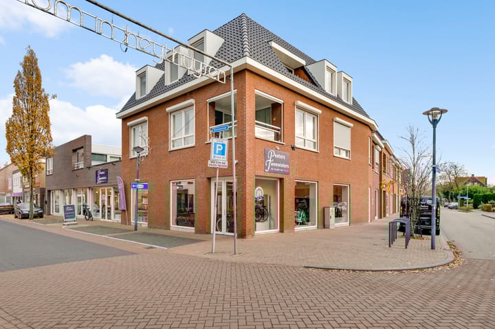 Stationsstraat 15, Heythuysen