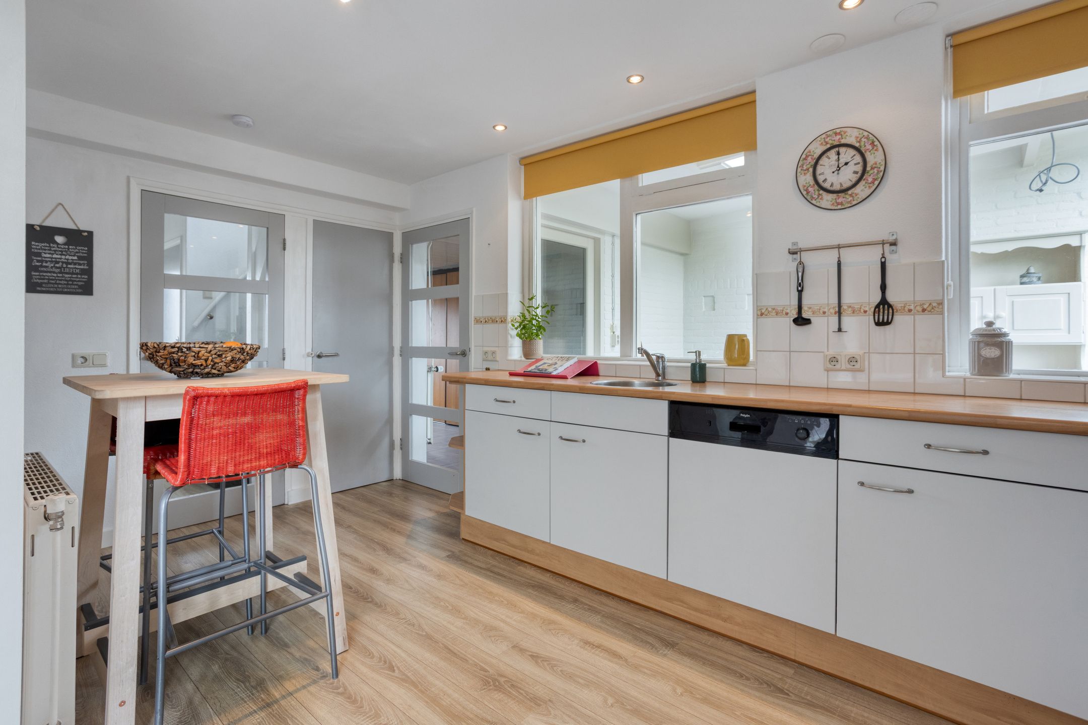 Foto 3 van Emmastraat 12