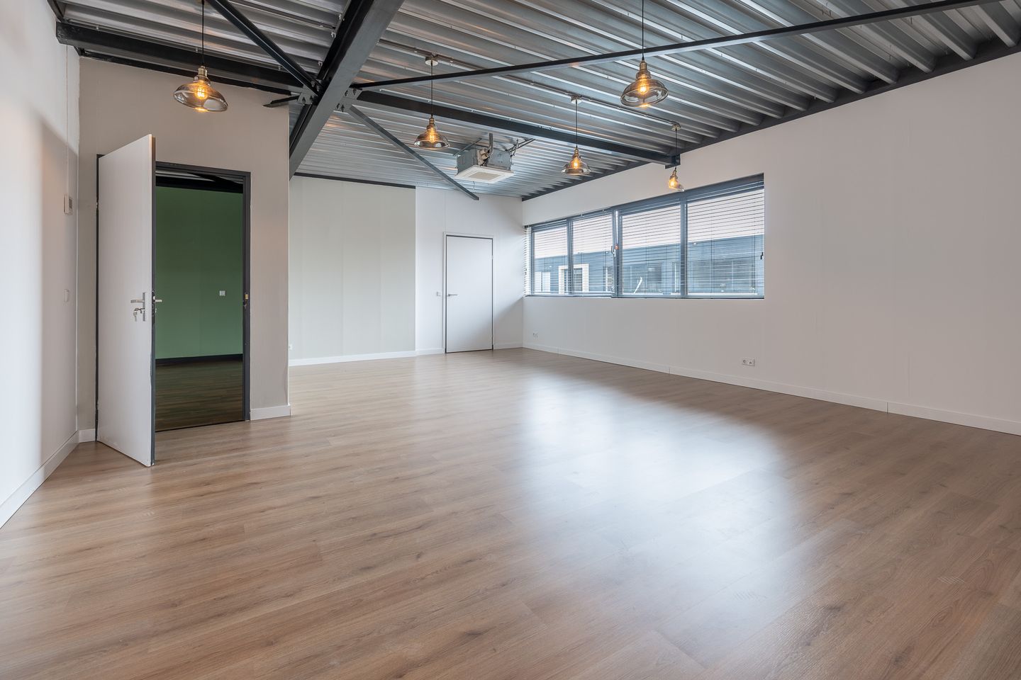 View photo 4 of Zwolleweg 31