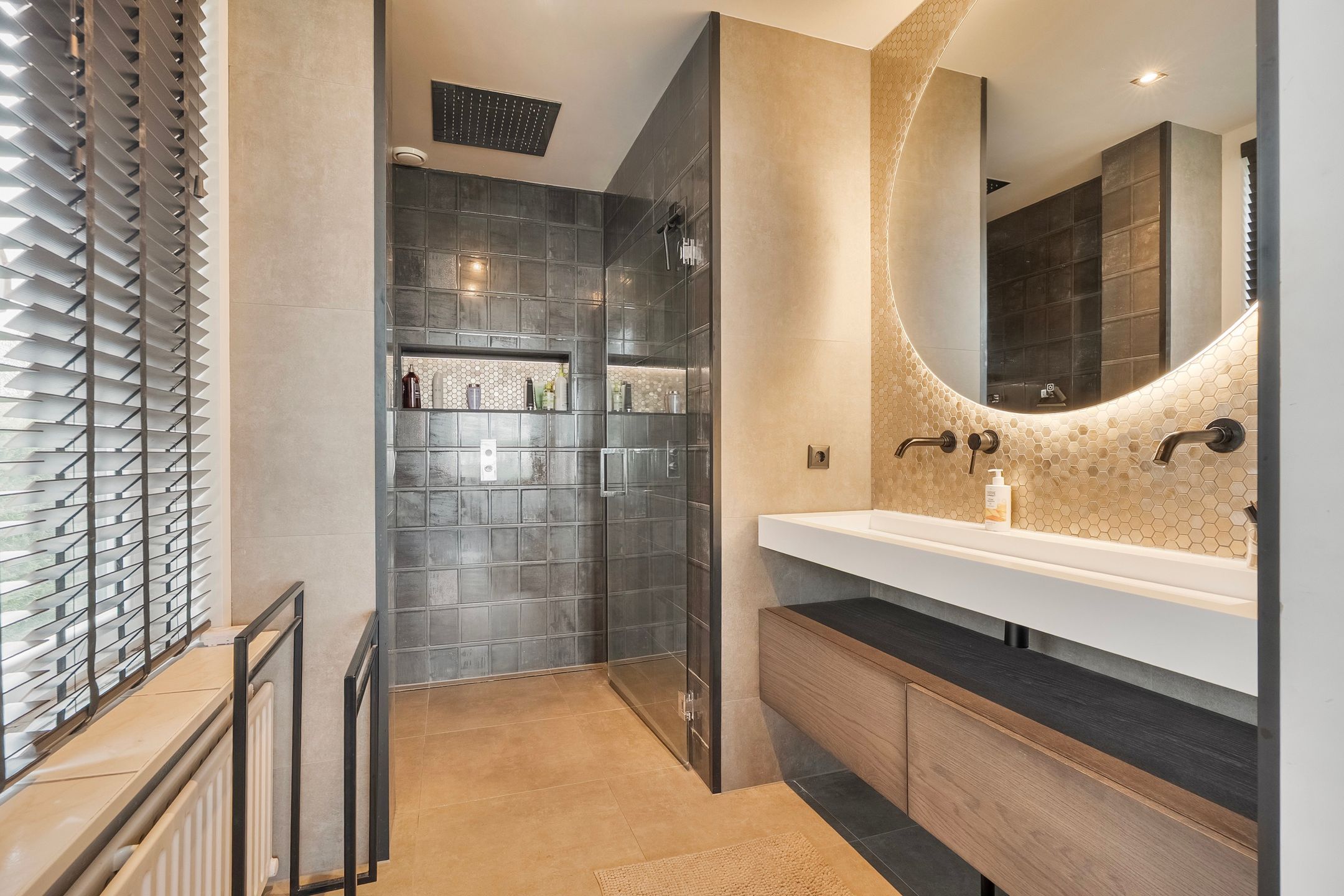 Foto 30 van Westdijk 46