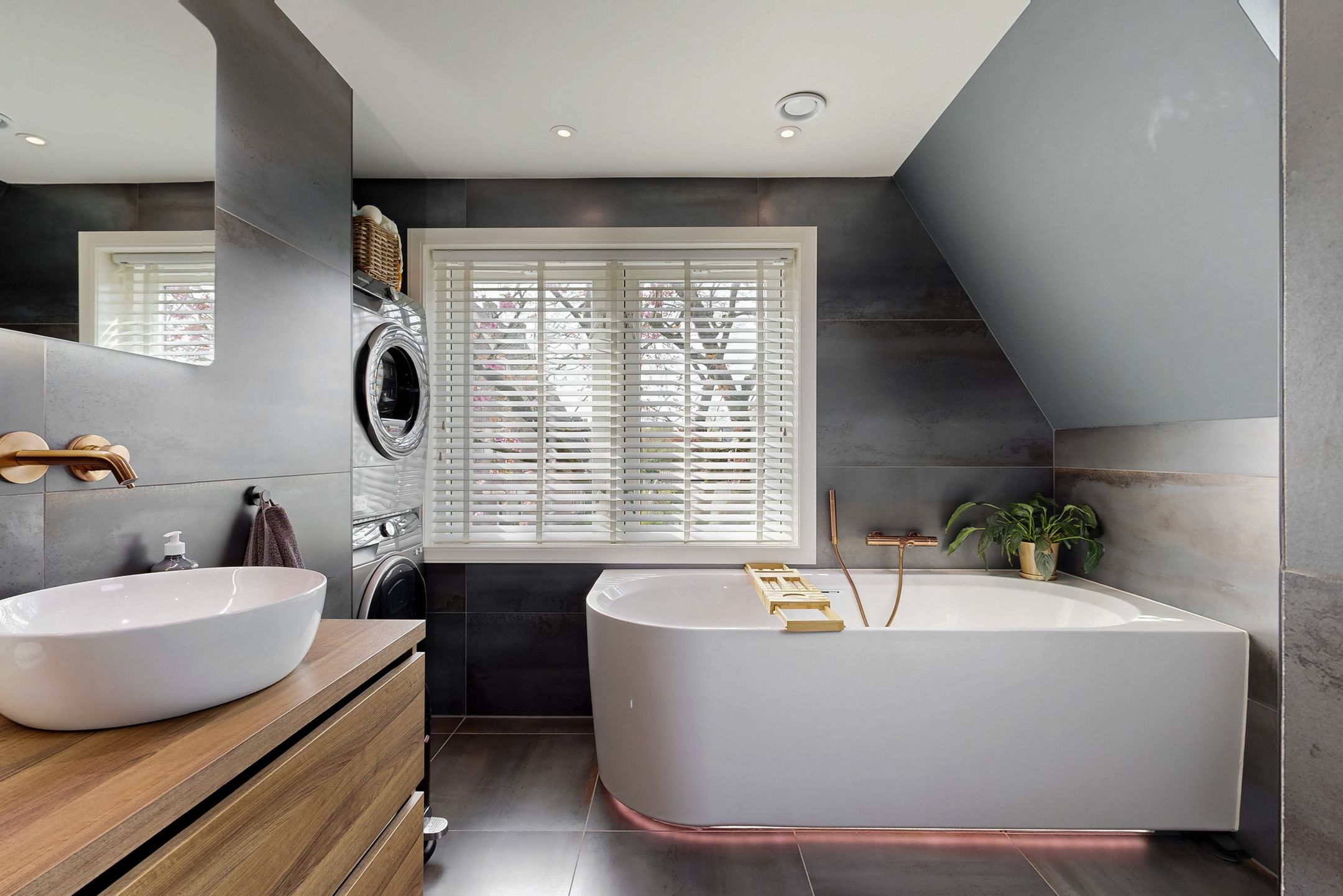 Foto 18 van Meester van Rennesweg 29