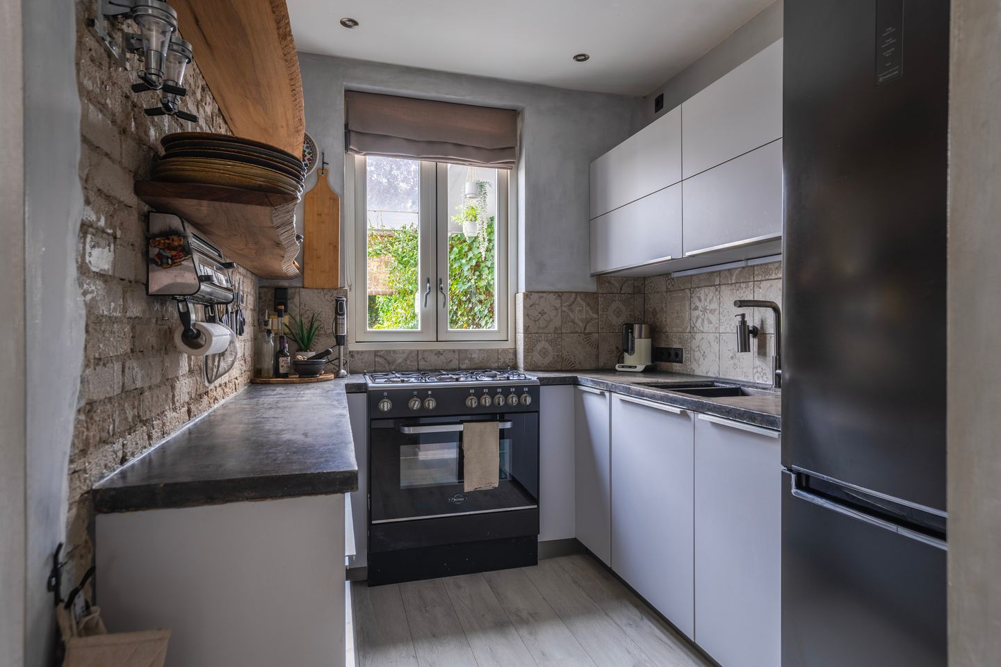 Foto 5 van Van Nispenstraat 11