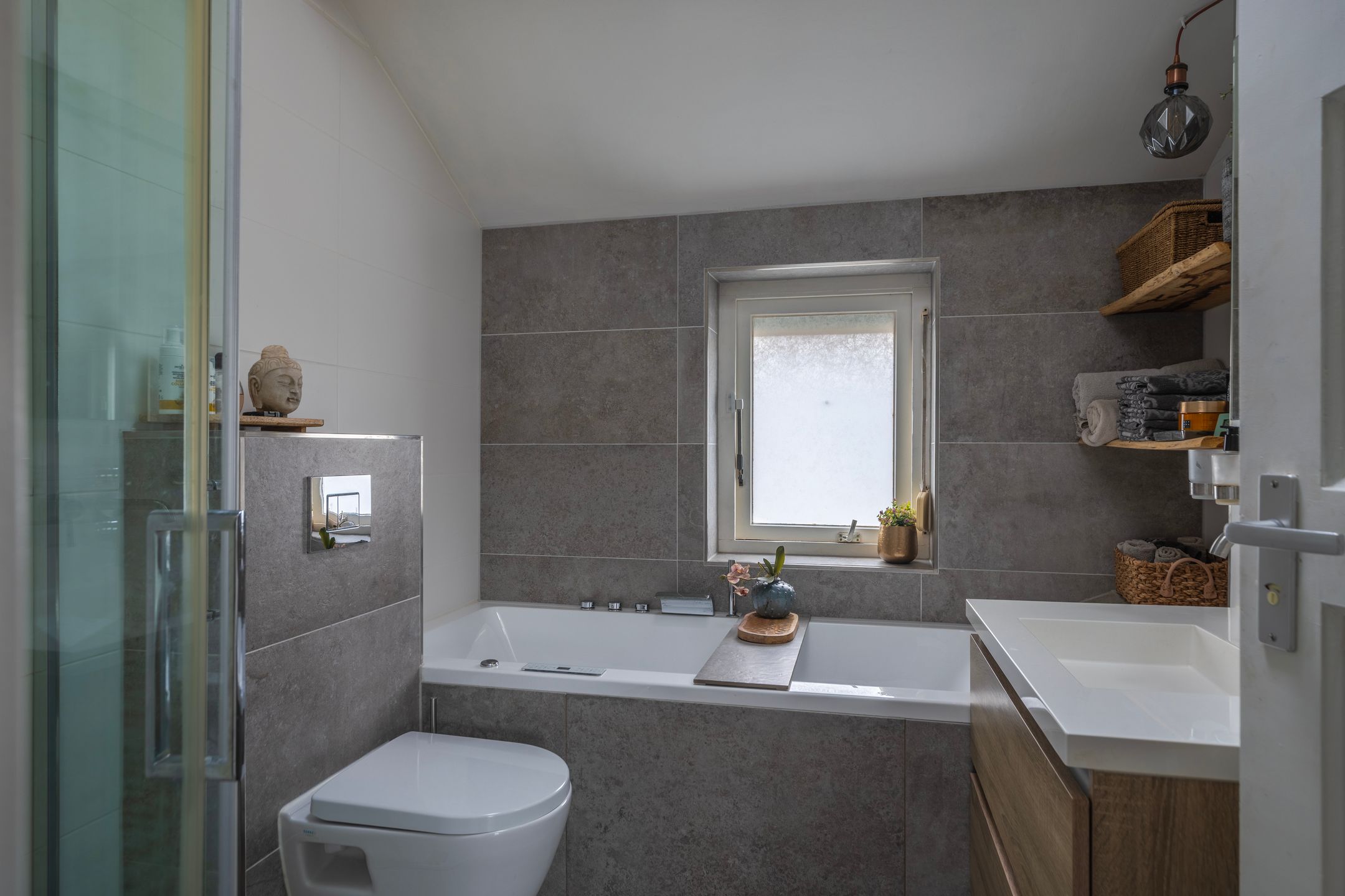 Foto 6 van Van Nispenstraat 11