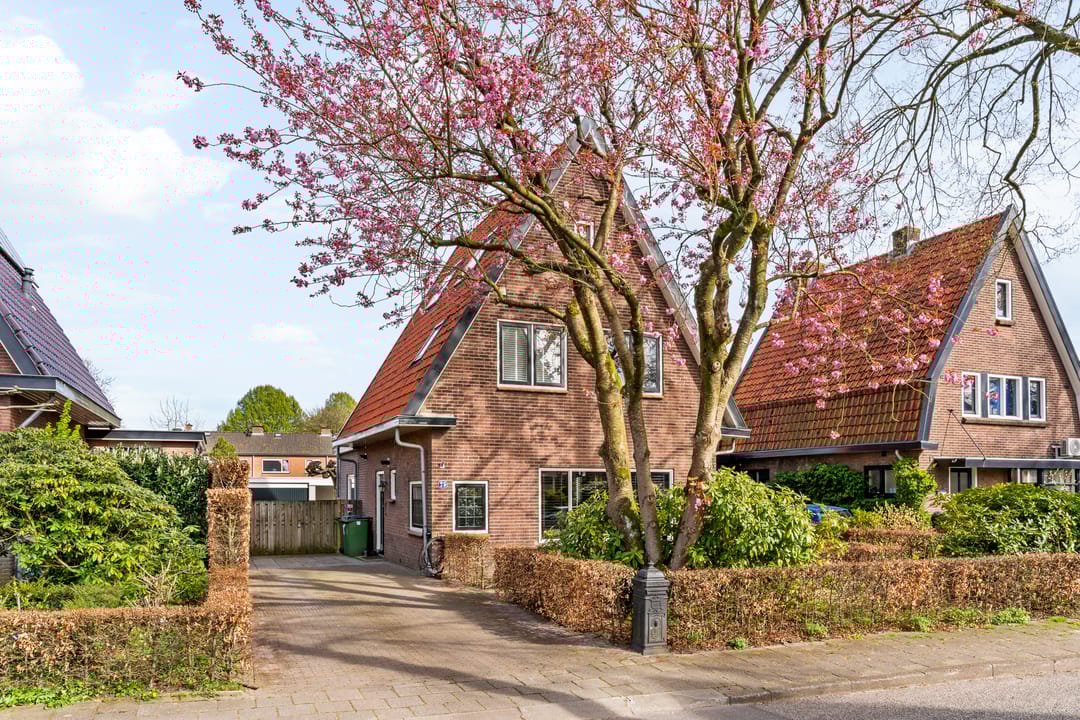 Foto 47 van Meester van Rennesweg 29