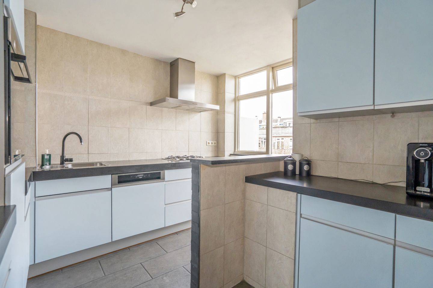 Foto 19 van van Zegwaardstraat 294