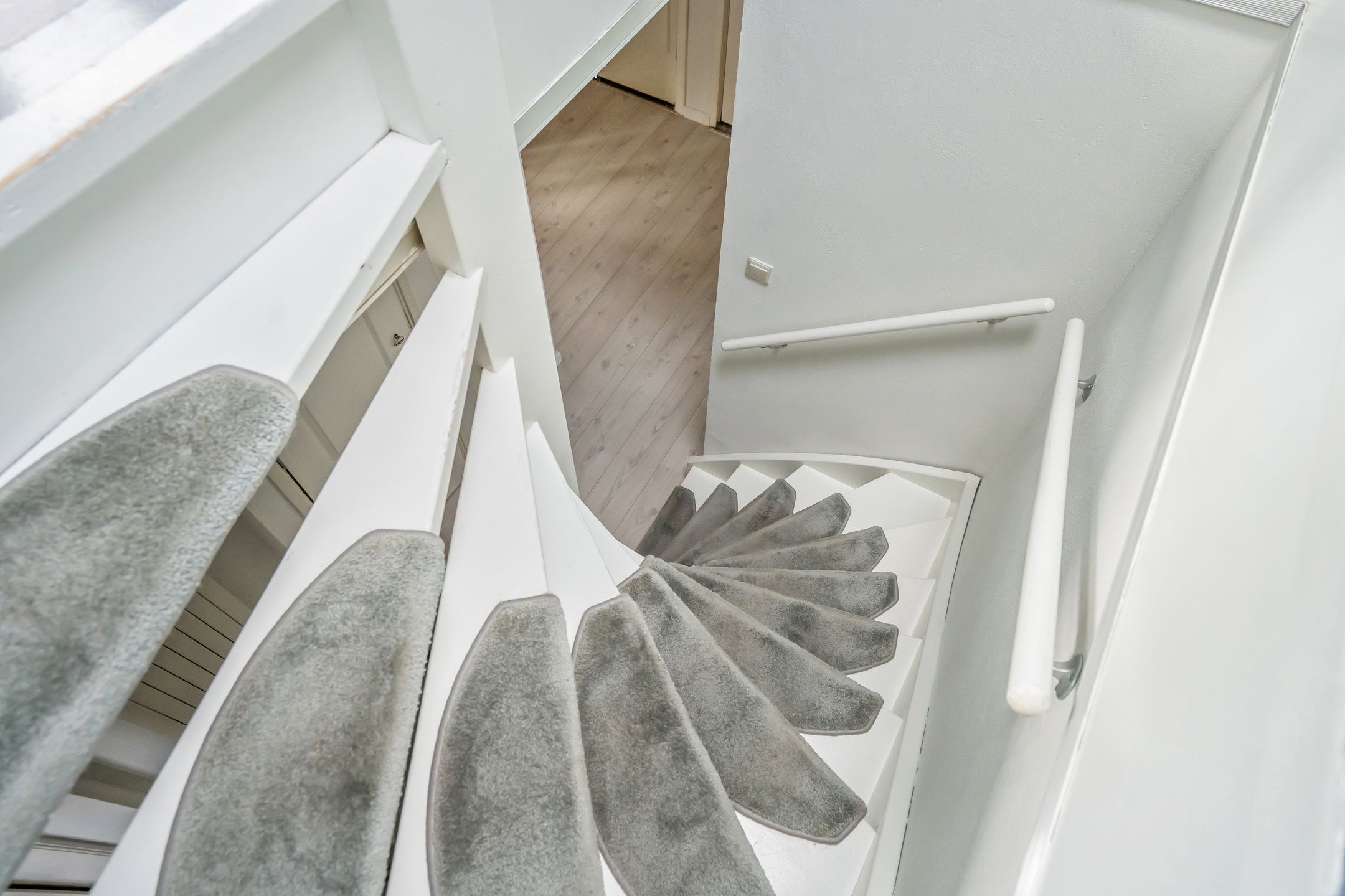 Foto 30 van van Zegwaardstraat 294