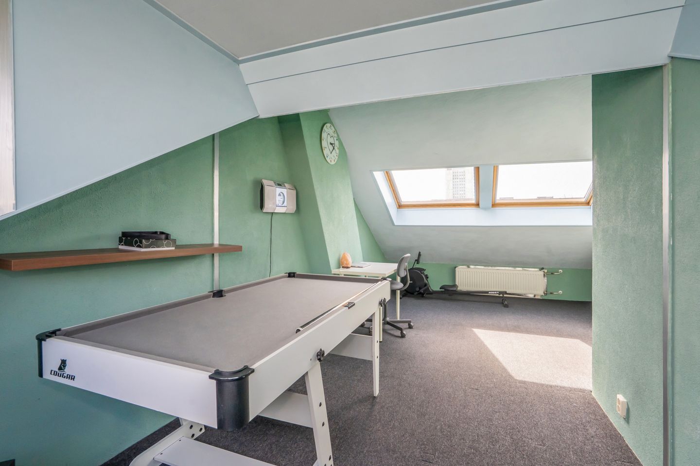 Foto 35 van van Zegwaardstraat 294