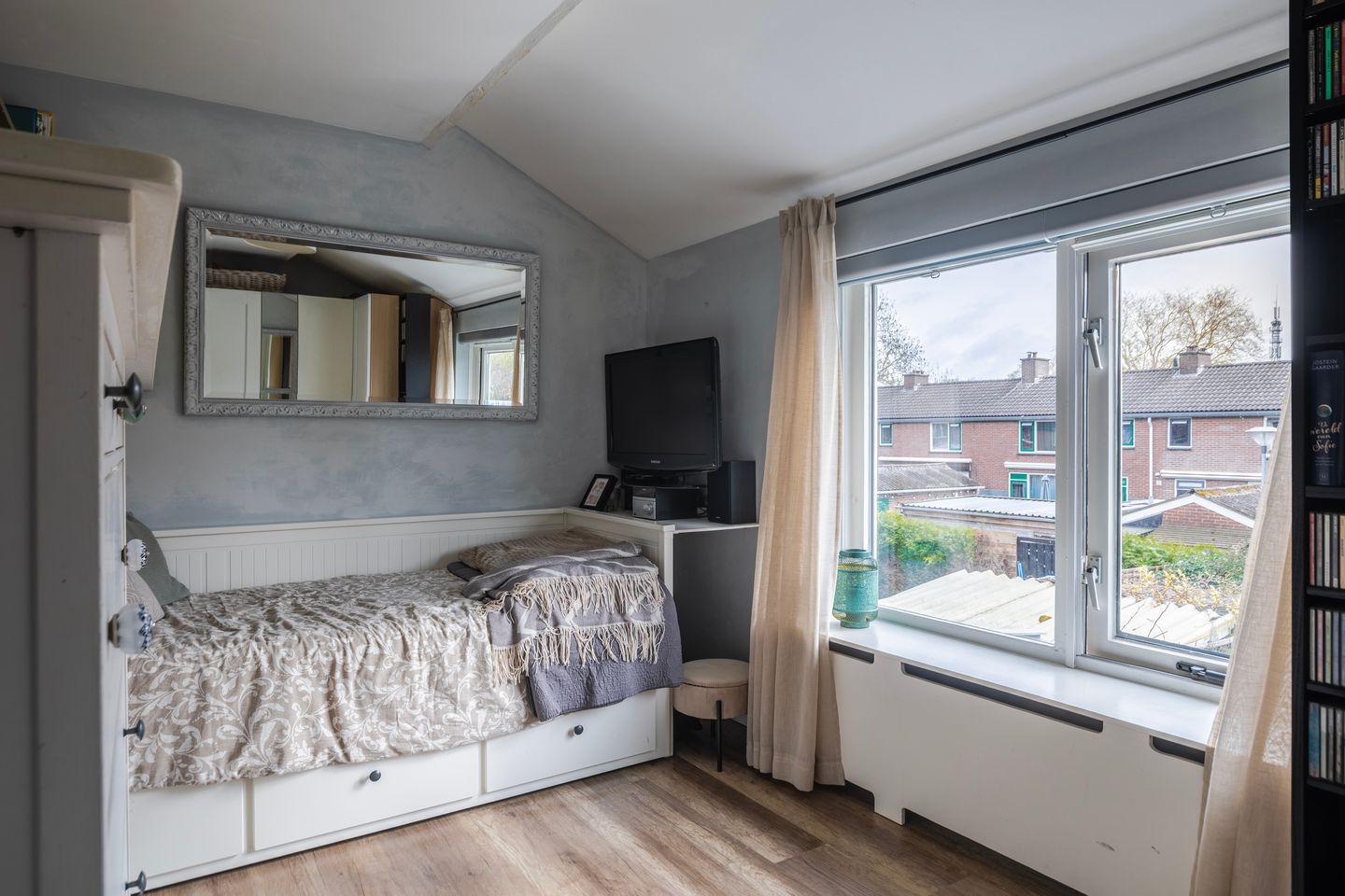 Foto 44 van Van Nispenstraat 11