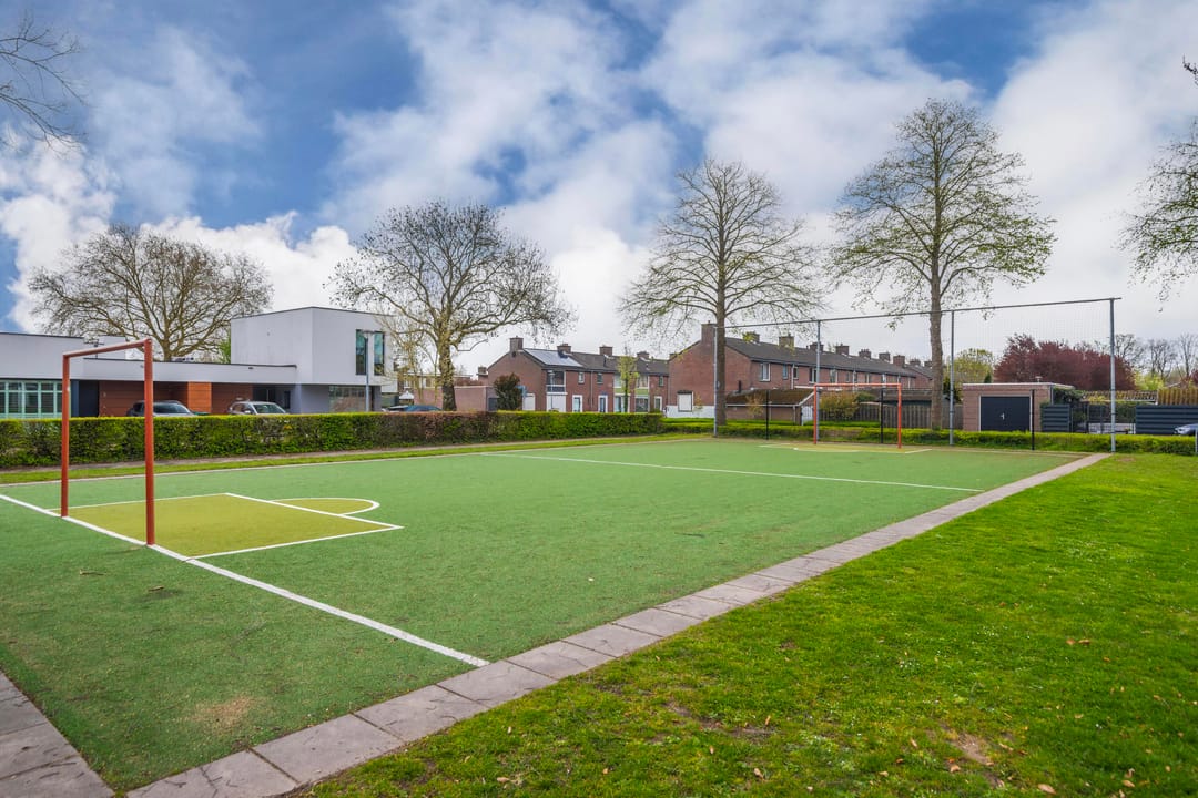 Foto 47 van Van Nispenstraat 11