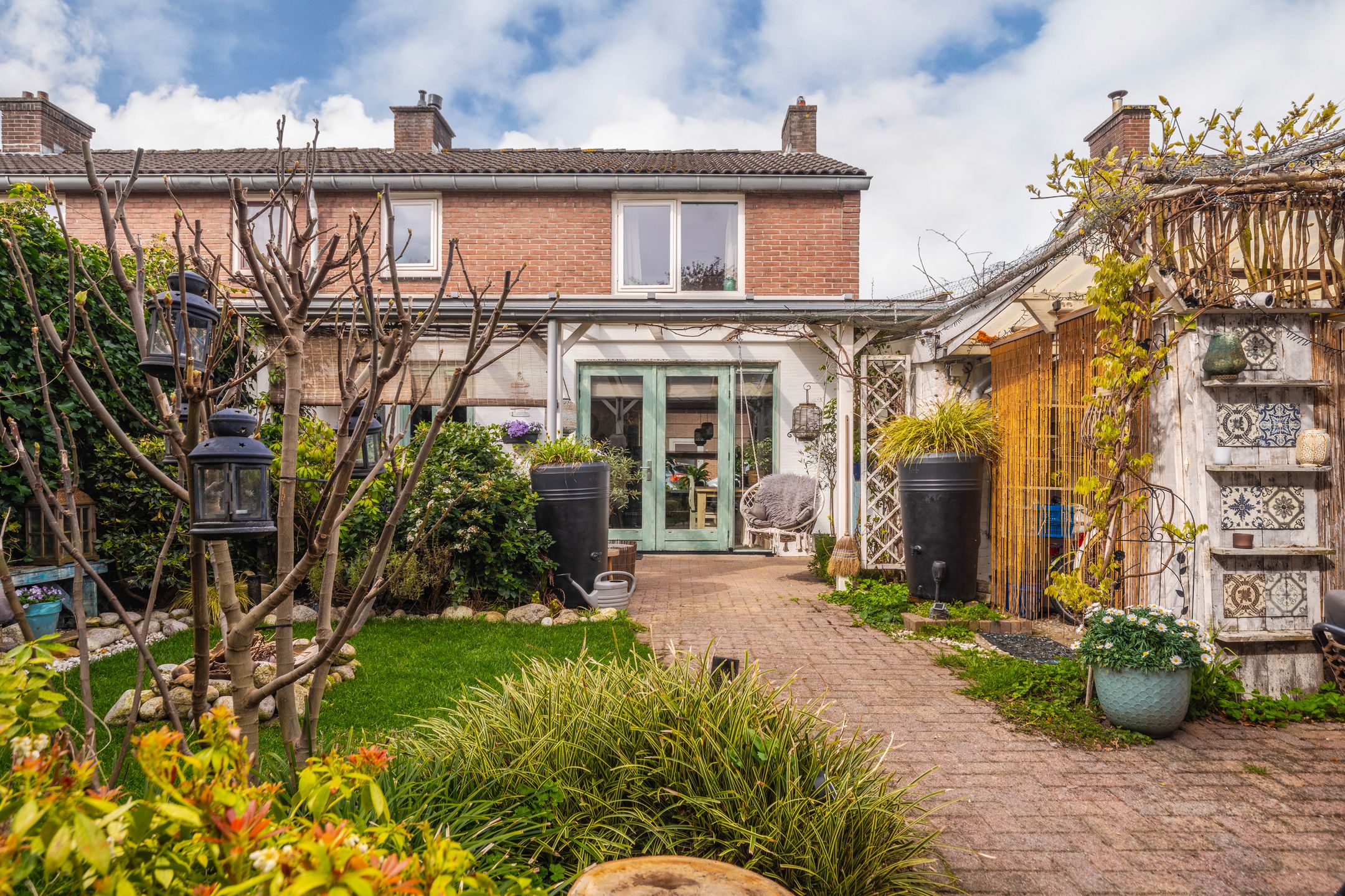 Foto 33 van Van Nispenstraat 11