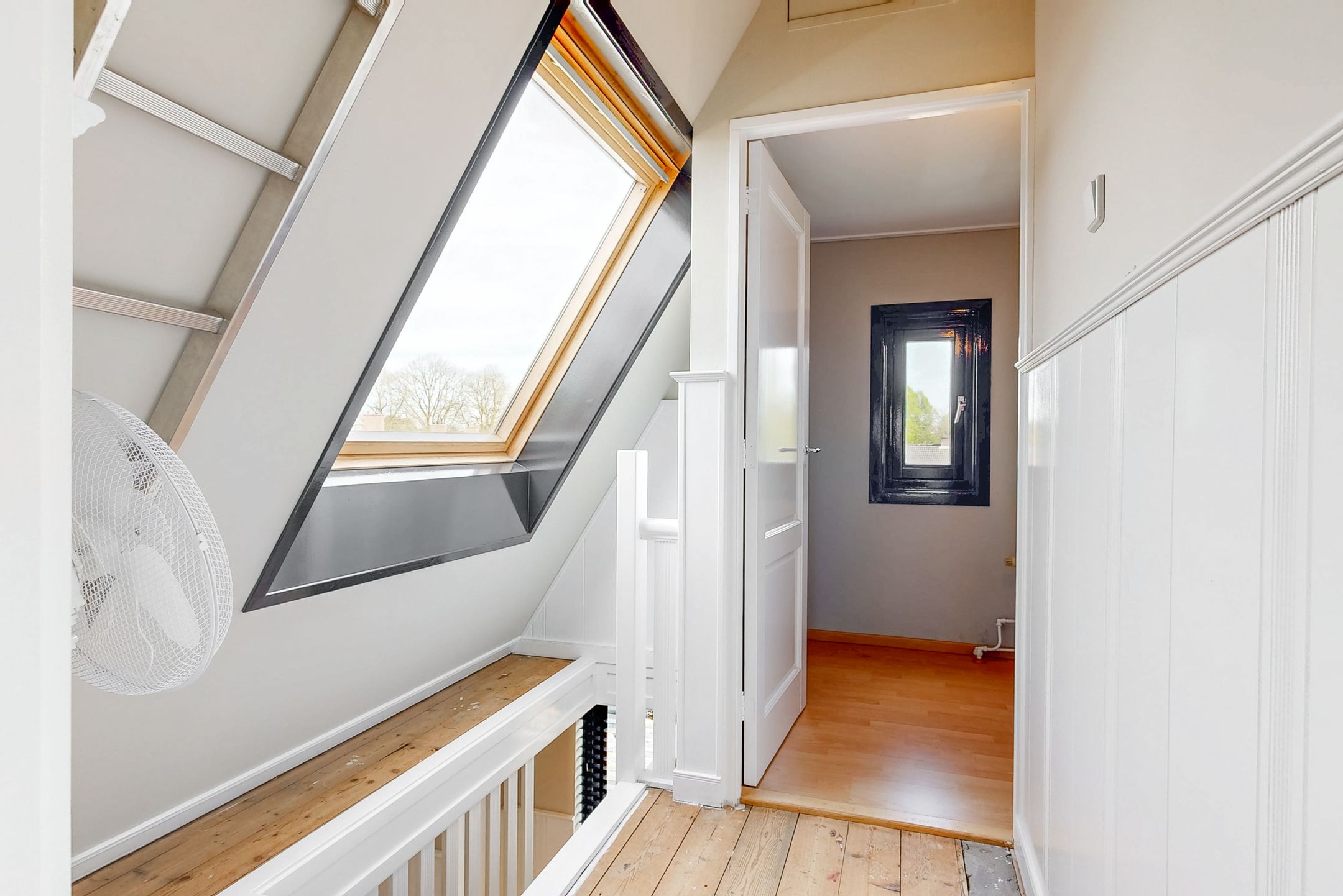 Foto 30 van Meester van Rennesweg 29