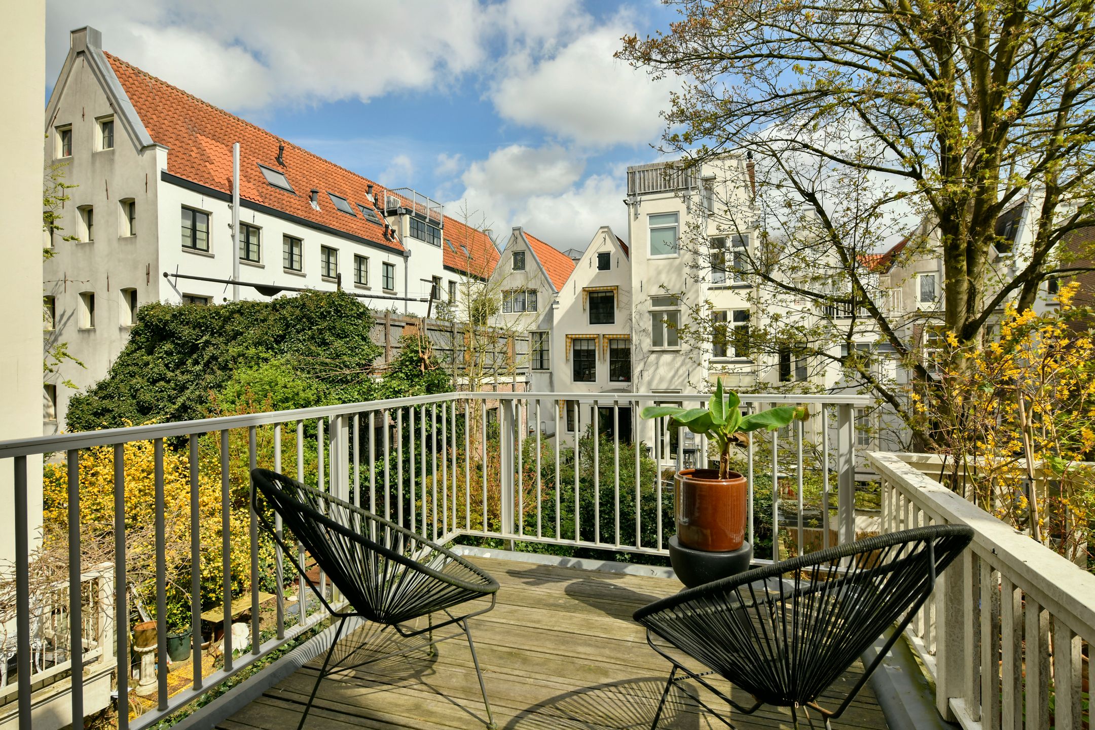 Foto 21 van Lange Leidsedwarsstraat 137-A