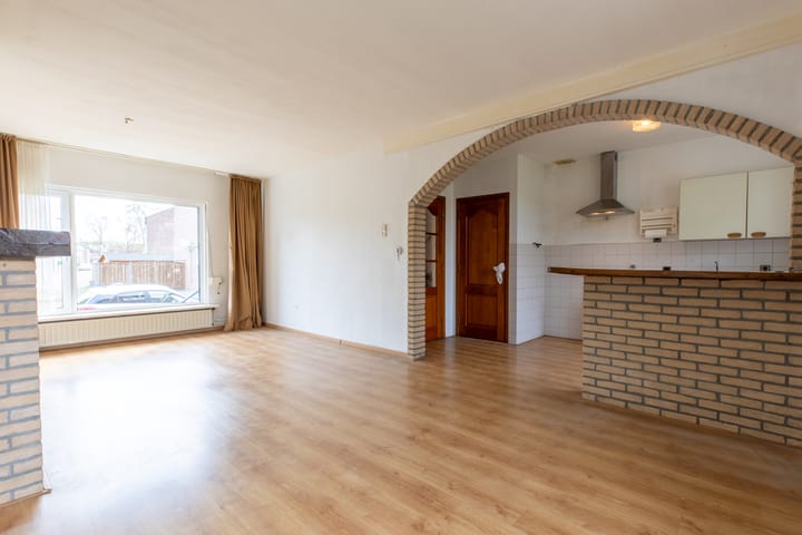 Photo 4 of Burg. Willemsstraat 6