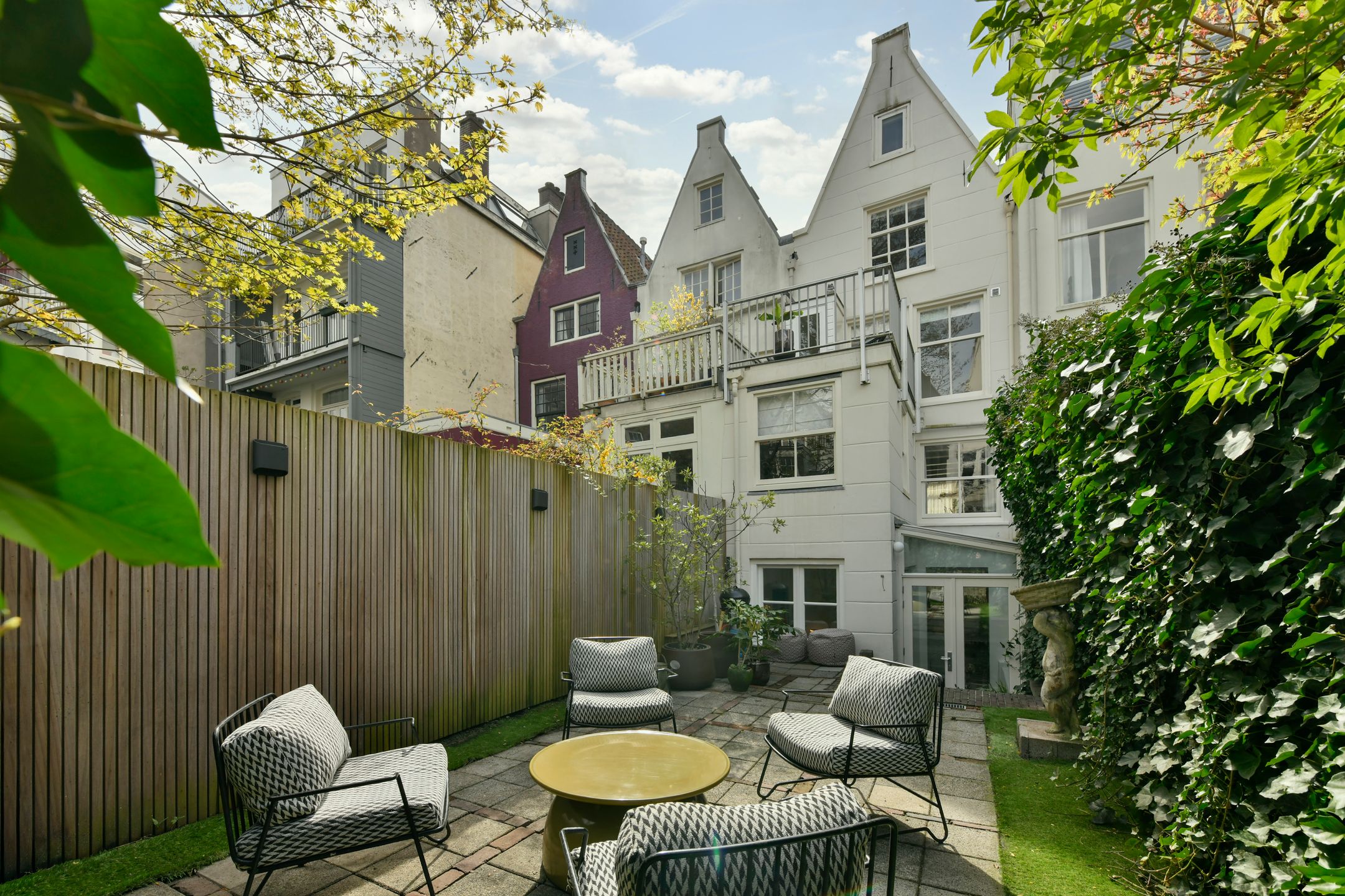 Foto 18 van Lange Leidsedwarsstraat 137-A