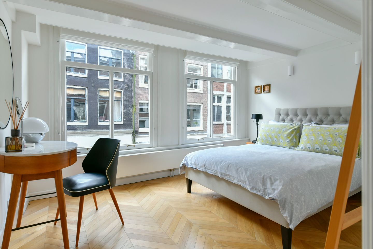 Foto 19 van Lange Leidsedwarsstraat 137-A