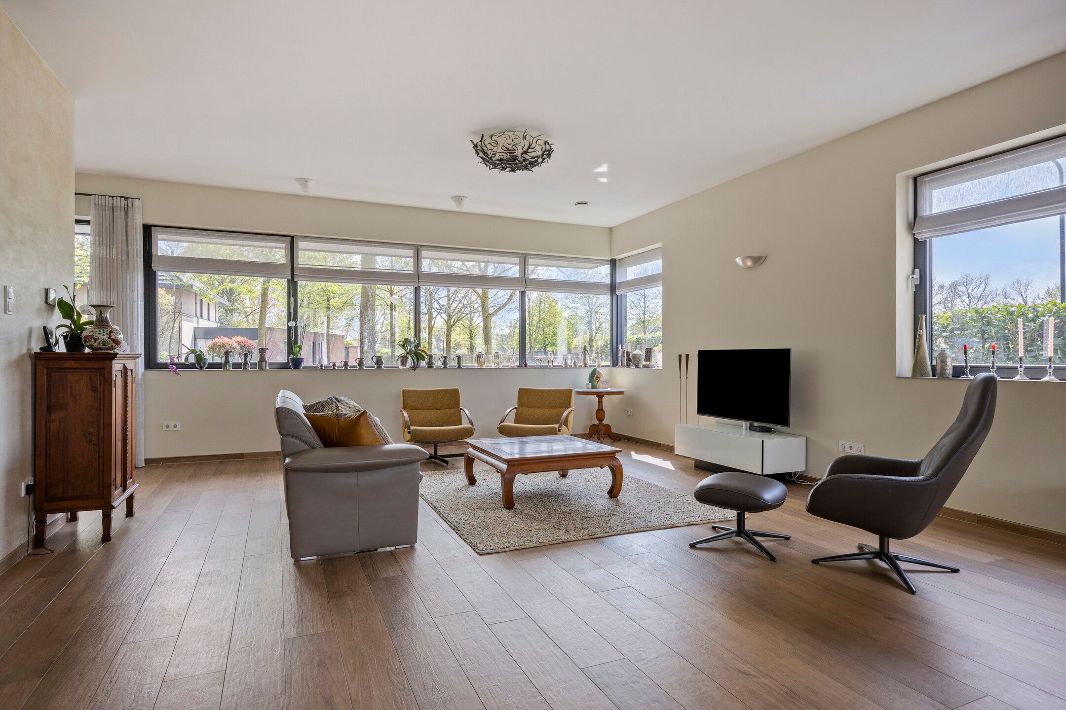 Photo 15 of Jan de Vriesstraat 6-C