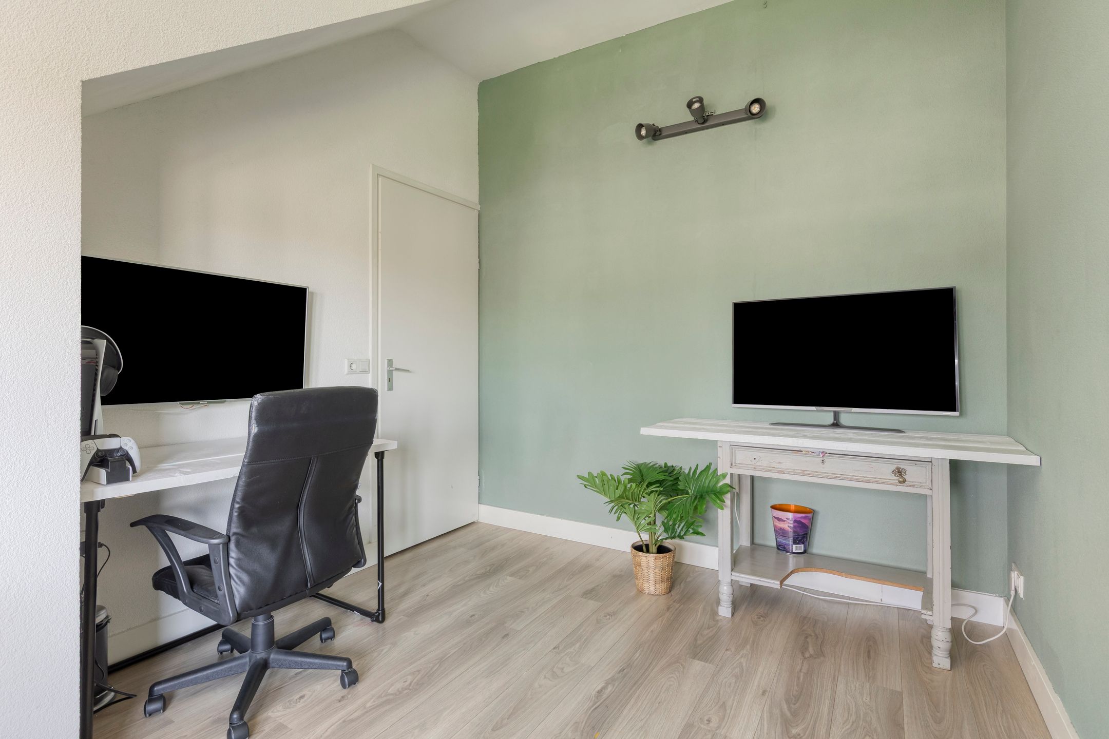 Photo 39 of Twijnstraat 13