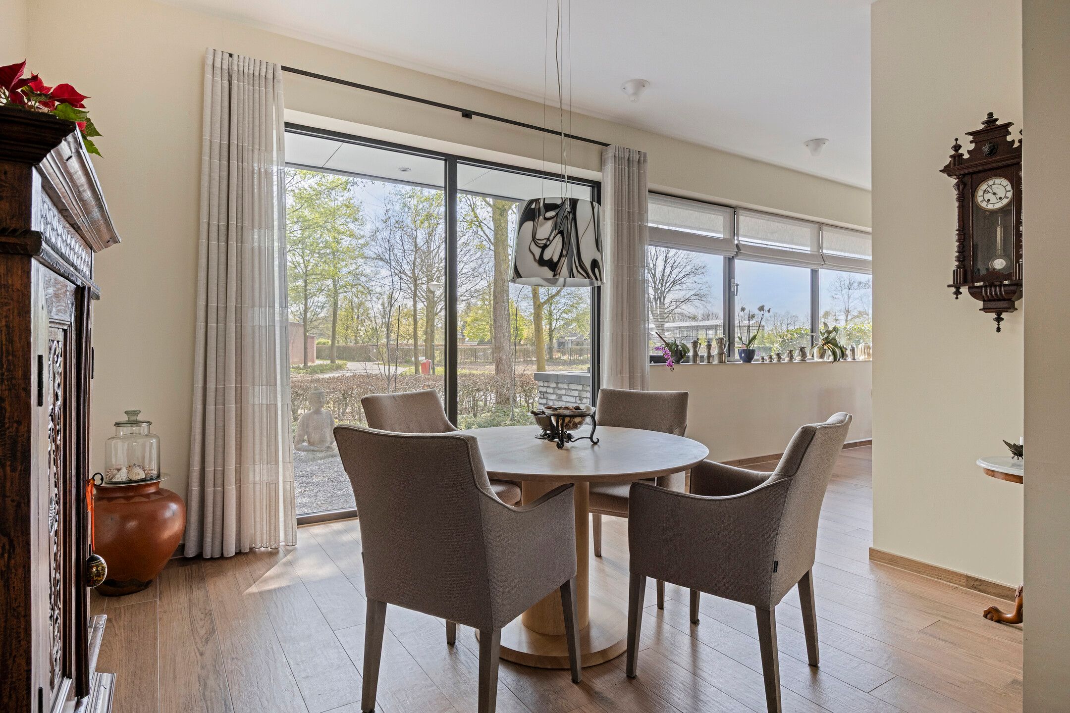 Photo 12 of Jan de Vriesstraat 6-C