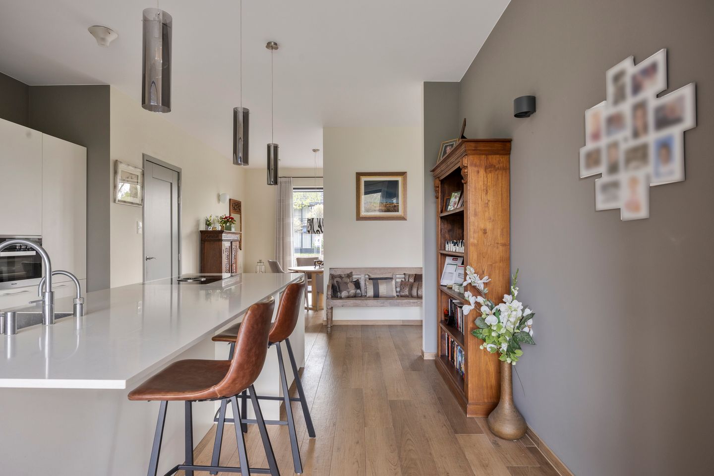 Photo 29 of Jan de Vriesstraat 6-C