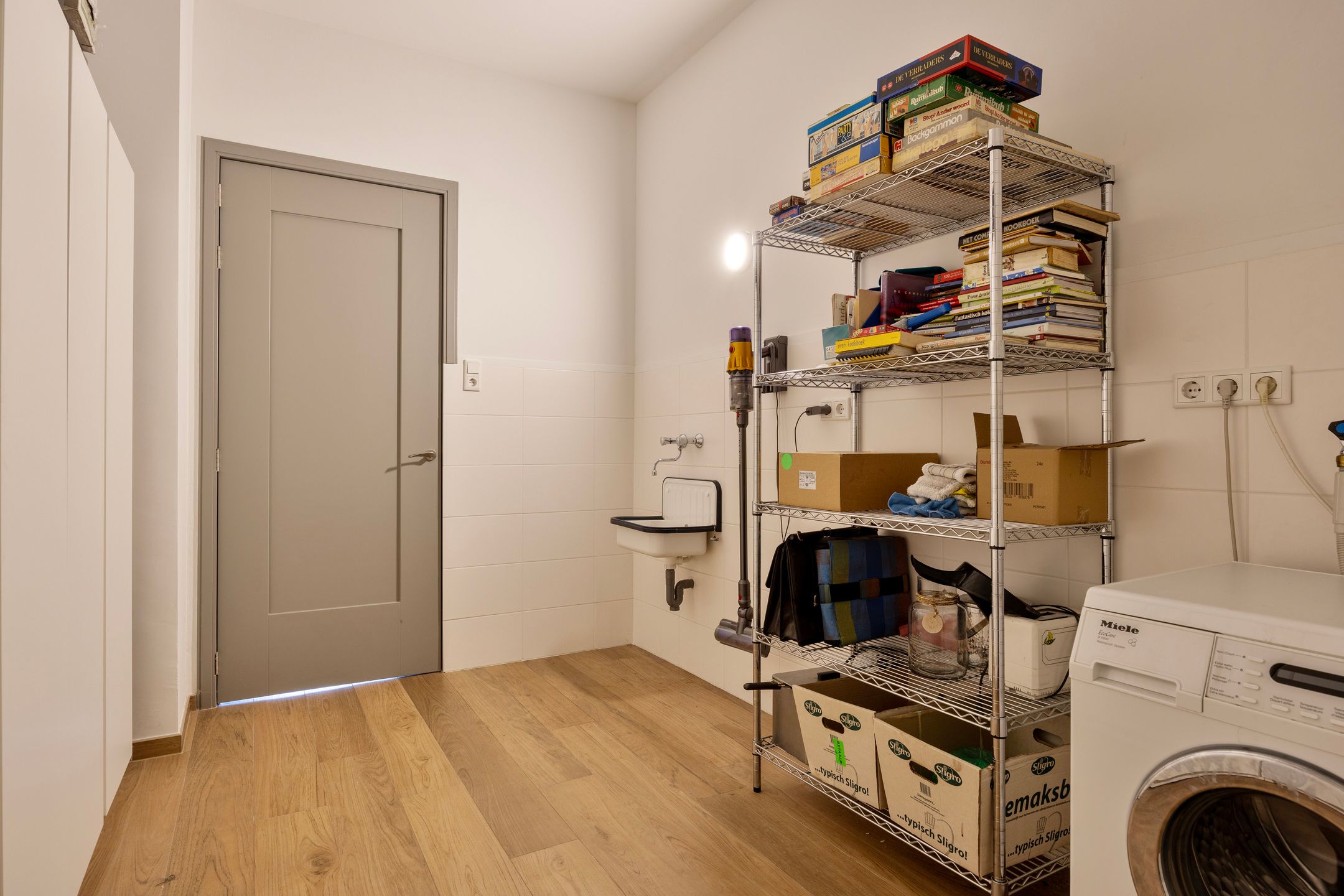 Photo 36 of Jan de Vriesstraat 6-C