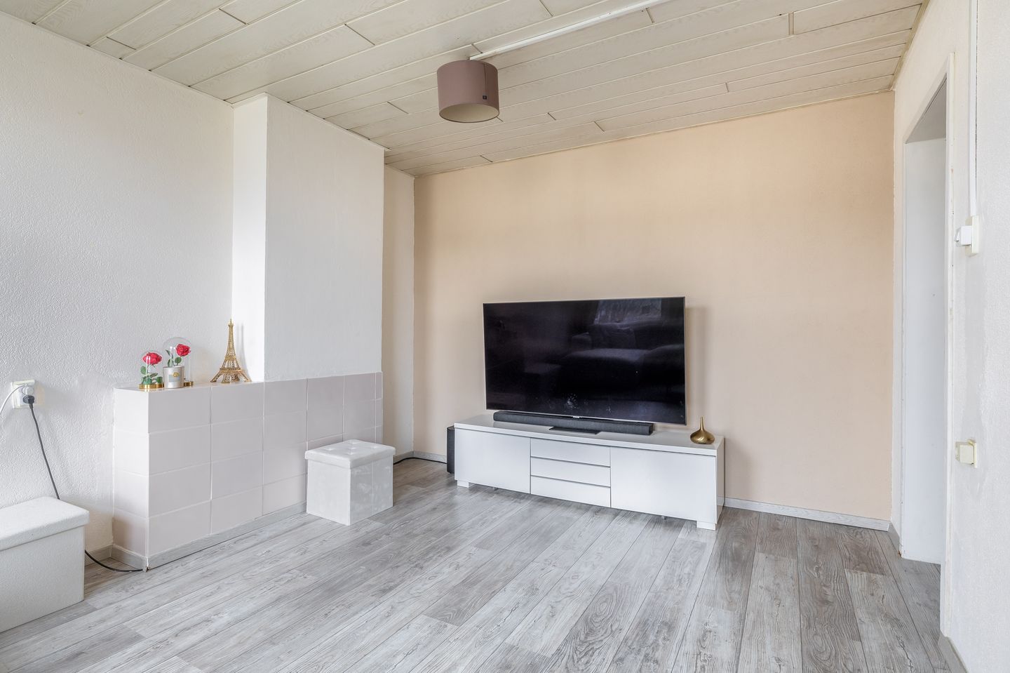 Photo 10 of Hogenbanweg 118-C