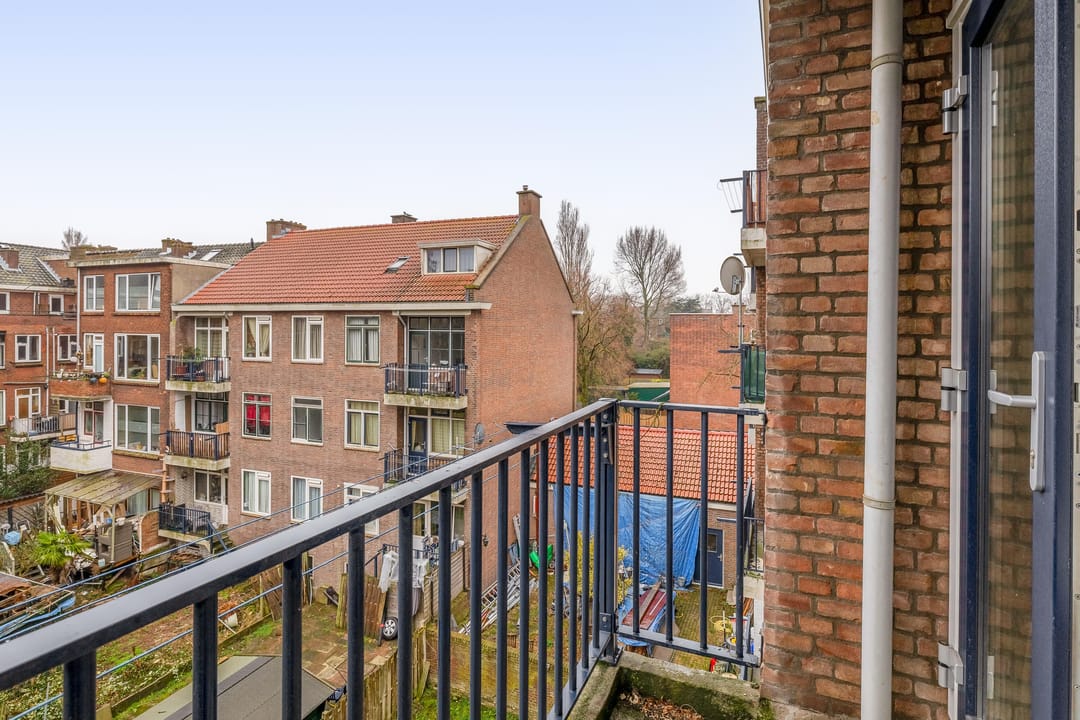 Photo 16 of Hogenbanweg 118-C