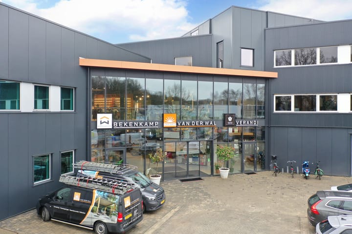 Oscar Romerolaan 5, Hilversum