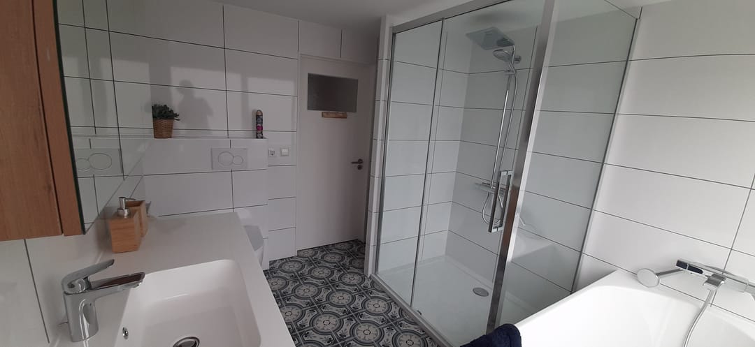 Photo 17 of Gravenstein 14